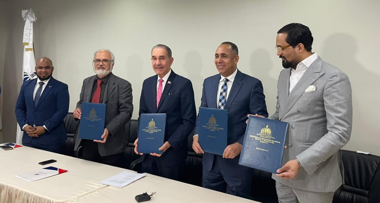 The Dominican Republic advances in the creation of an NREN and reaffirms its support for the BELLA II project.