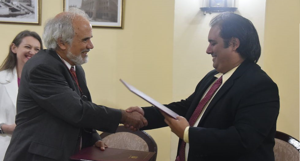 RedCLARA y RedUniv de Cuba firman acuerdo para potenciar el trabajo conjunto en los próximos anos